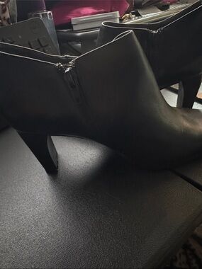 Classic Black Women's Ankle Booties with Side Zip